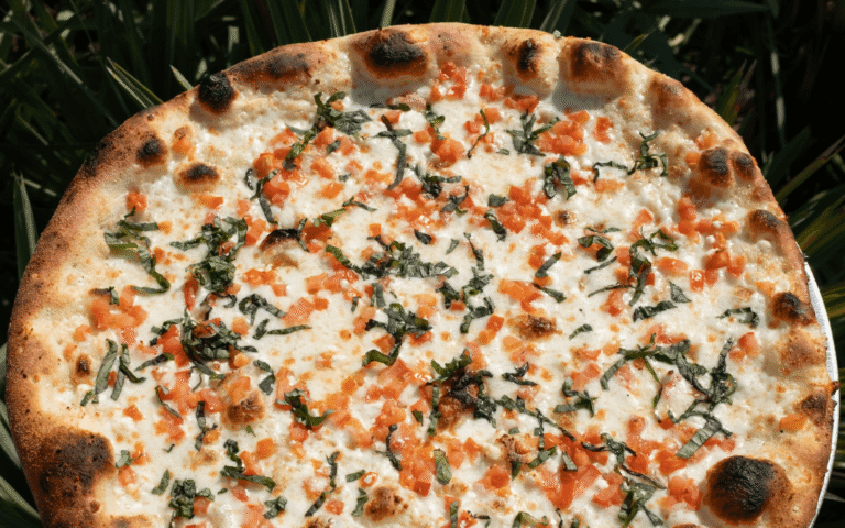Pizza by the Sea