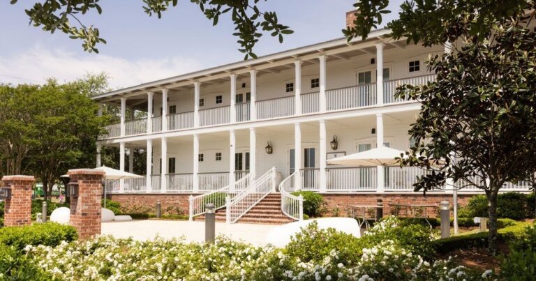 Oyster Bay Boutique Hotel