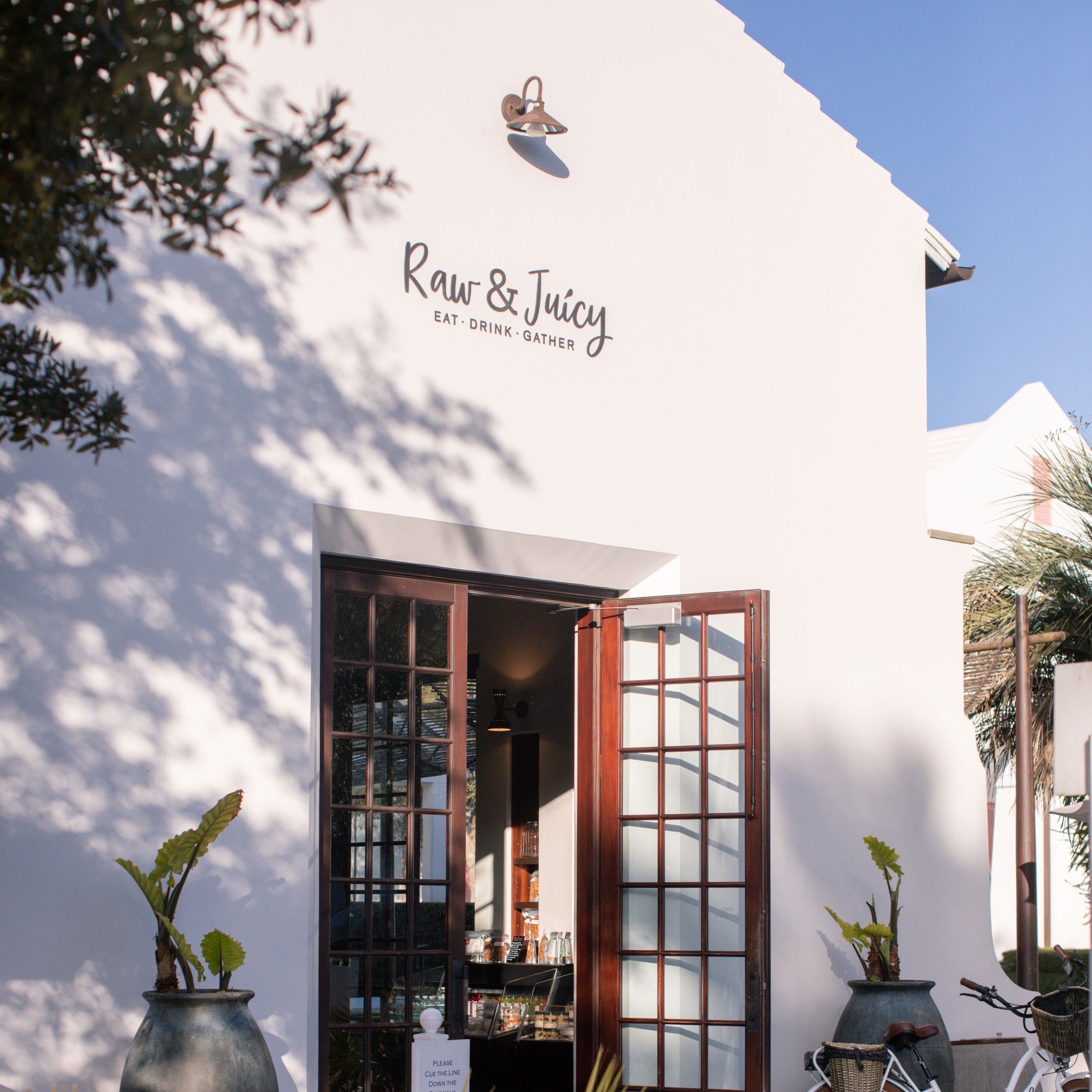 Fresh-pressed juices and smoothies served at Raw and Juicy