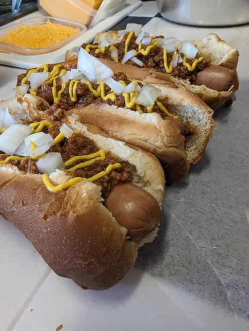 Classic hot dog and toppings served at H&M Hot Dogs in DeFuniak Springs, Florida