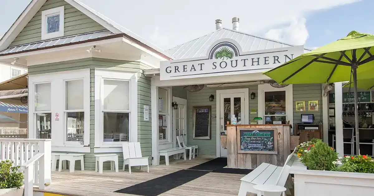 Exterior of Great Southern Cafe in Seaside's Central Square