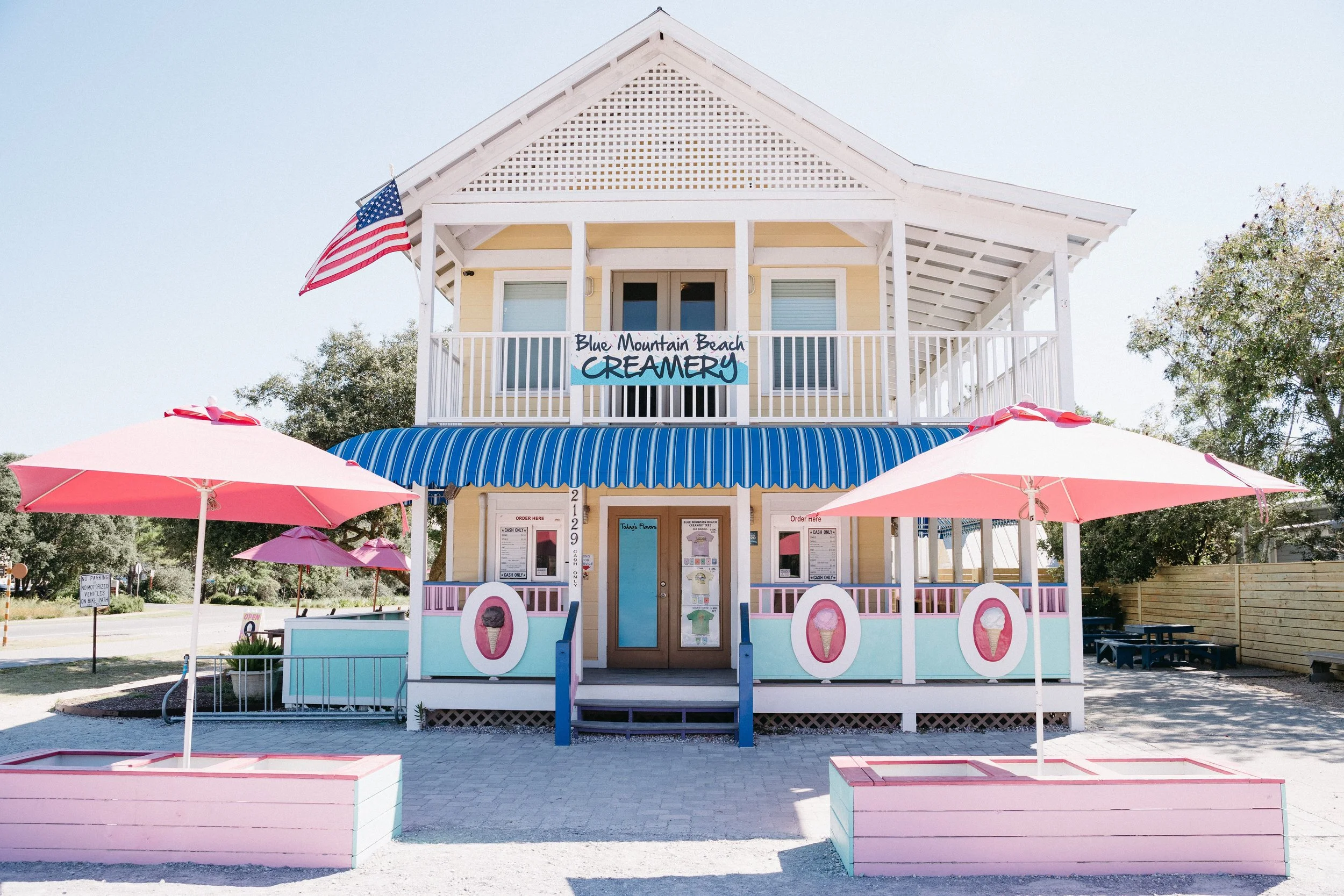 Exterior of Blue Mountain Beach Creamery storefront