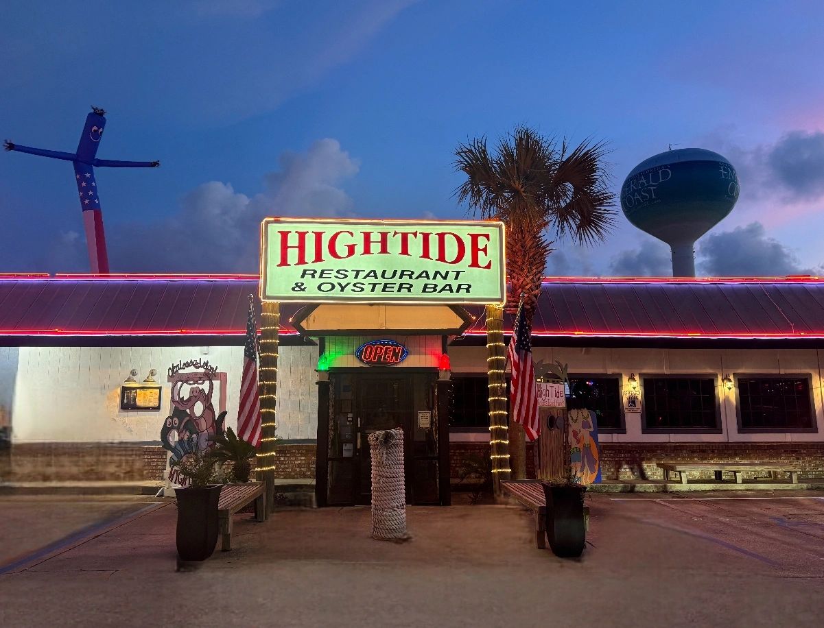 Seafood platter from Hightide Island Grill's raw bar in Fort Walton Beach