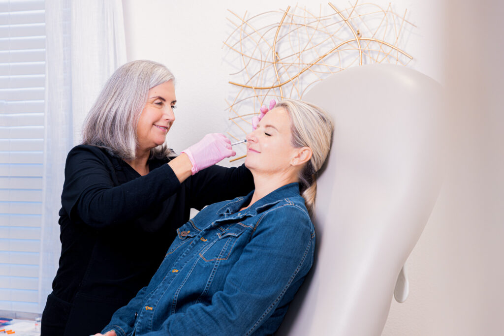 Injectable treatment being administered at Navarre Wellness