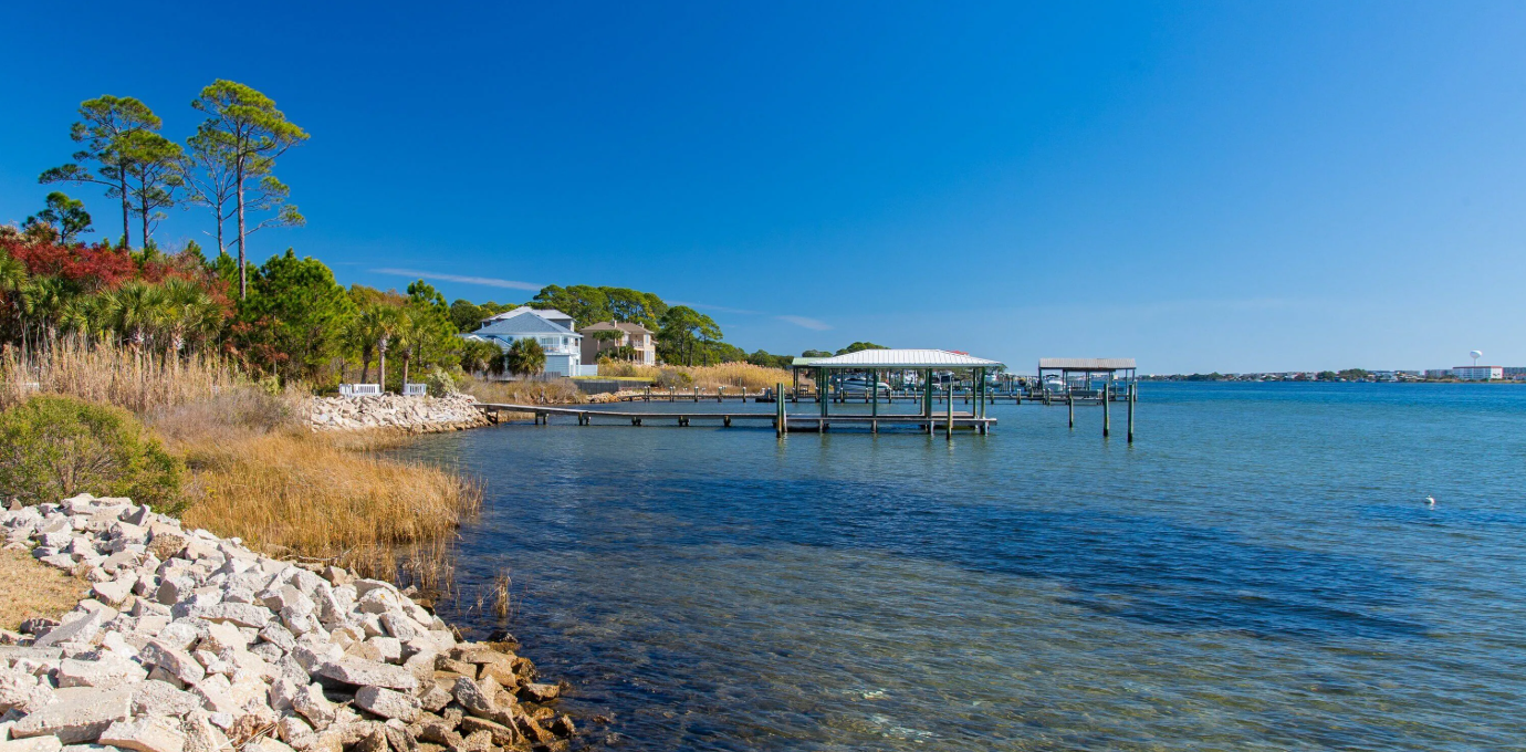 Waterfront view in Mary Esther