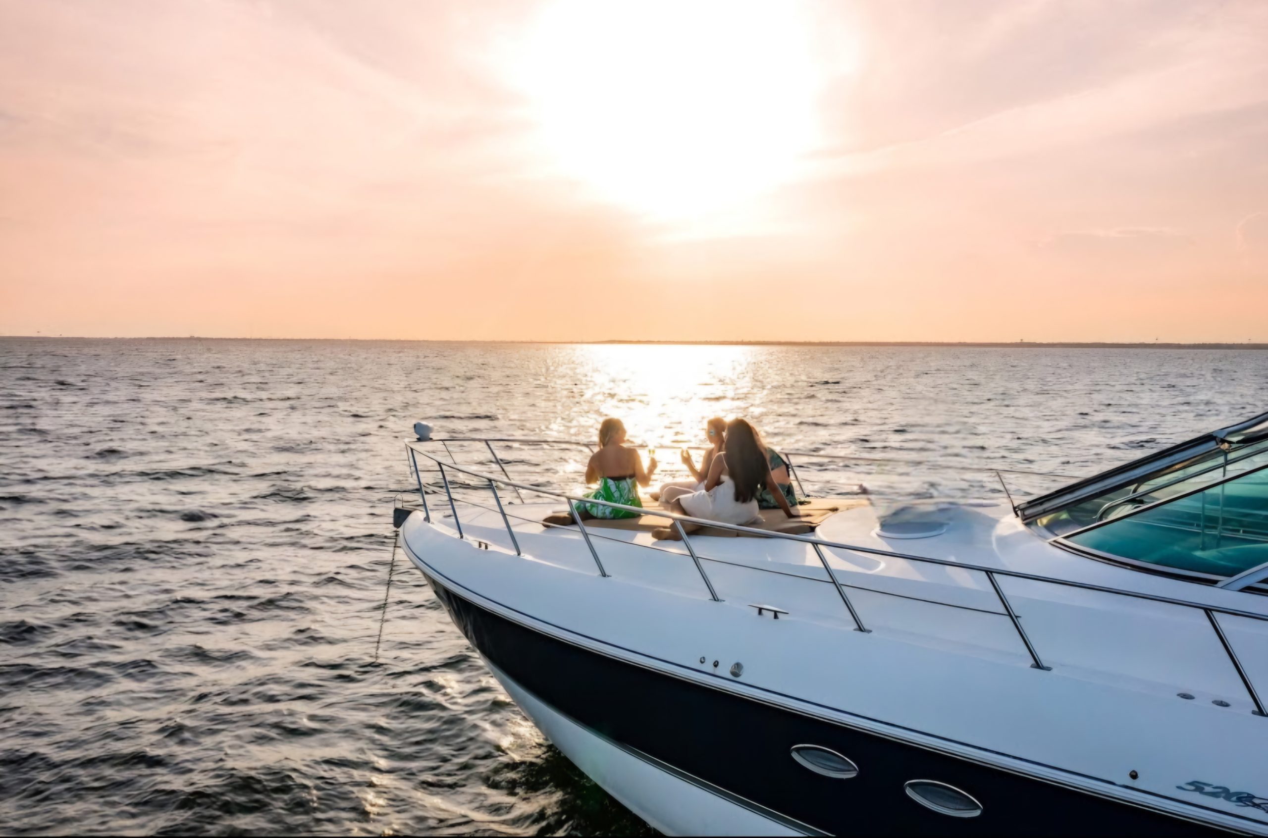 Sunset yacht cruise in Destin, Florida