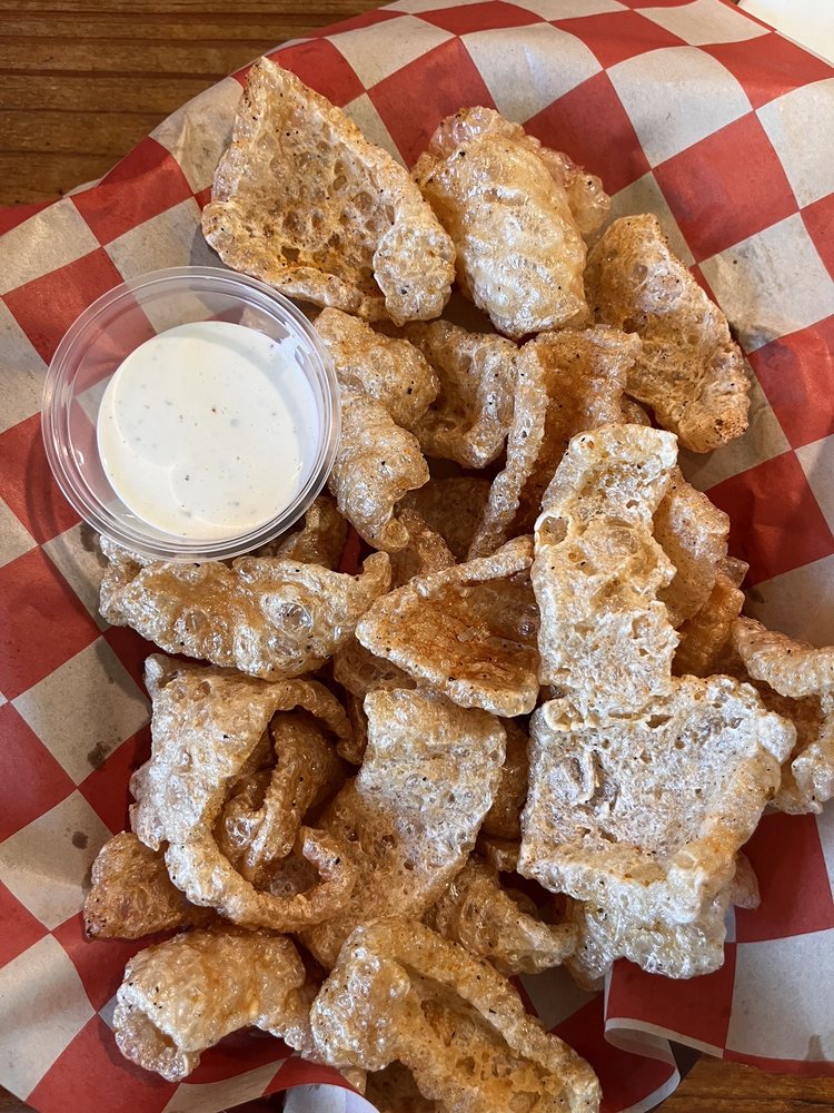 Loaded pork rinds appetizer at M&W Smokehouse BBQ