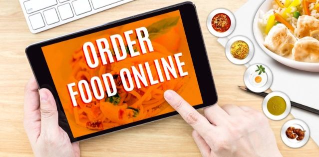 Order online graphic from Ace's Hangar Southern Grill & Bar's official website
