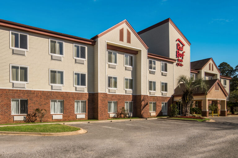 Red Roof Inn & Suites Pensacola East – Milton