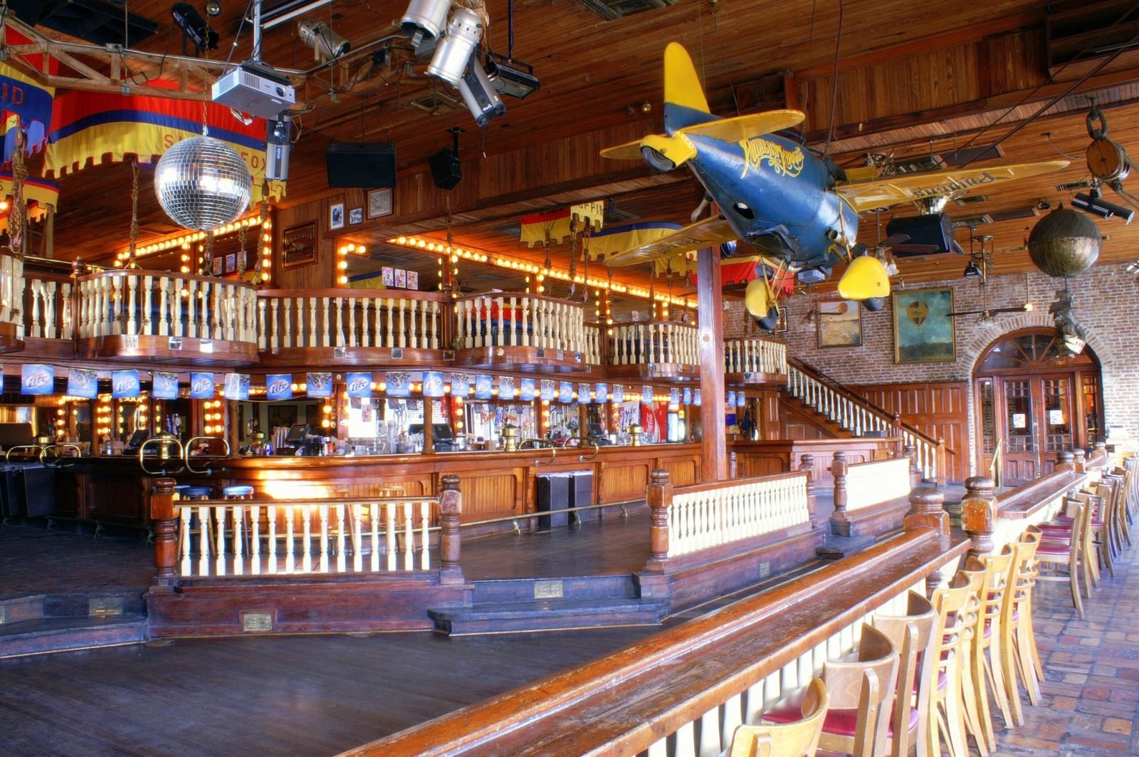 College Night at Phineas Phogg's
