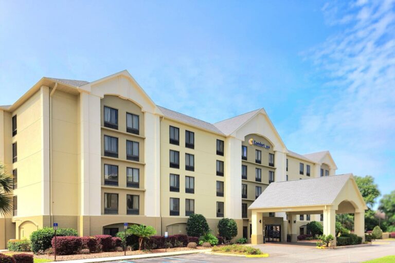 Comfort Inn Pensacola – University Area