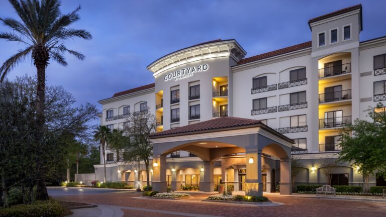 Courtyard Sandestin at Grand Boulevard