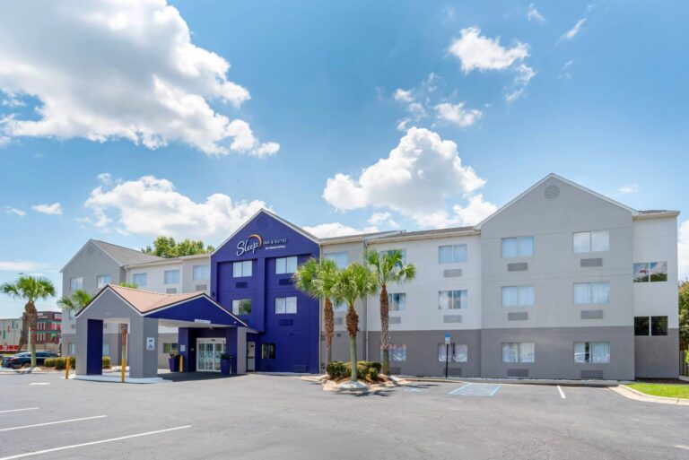 Sleep Inn & Suites Pensacola – University Area