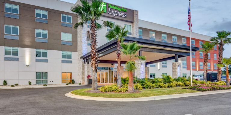 Holiday Inn Express Fort Walton Beach Central