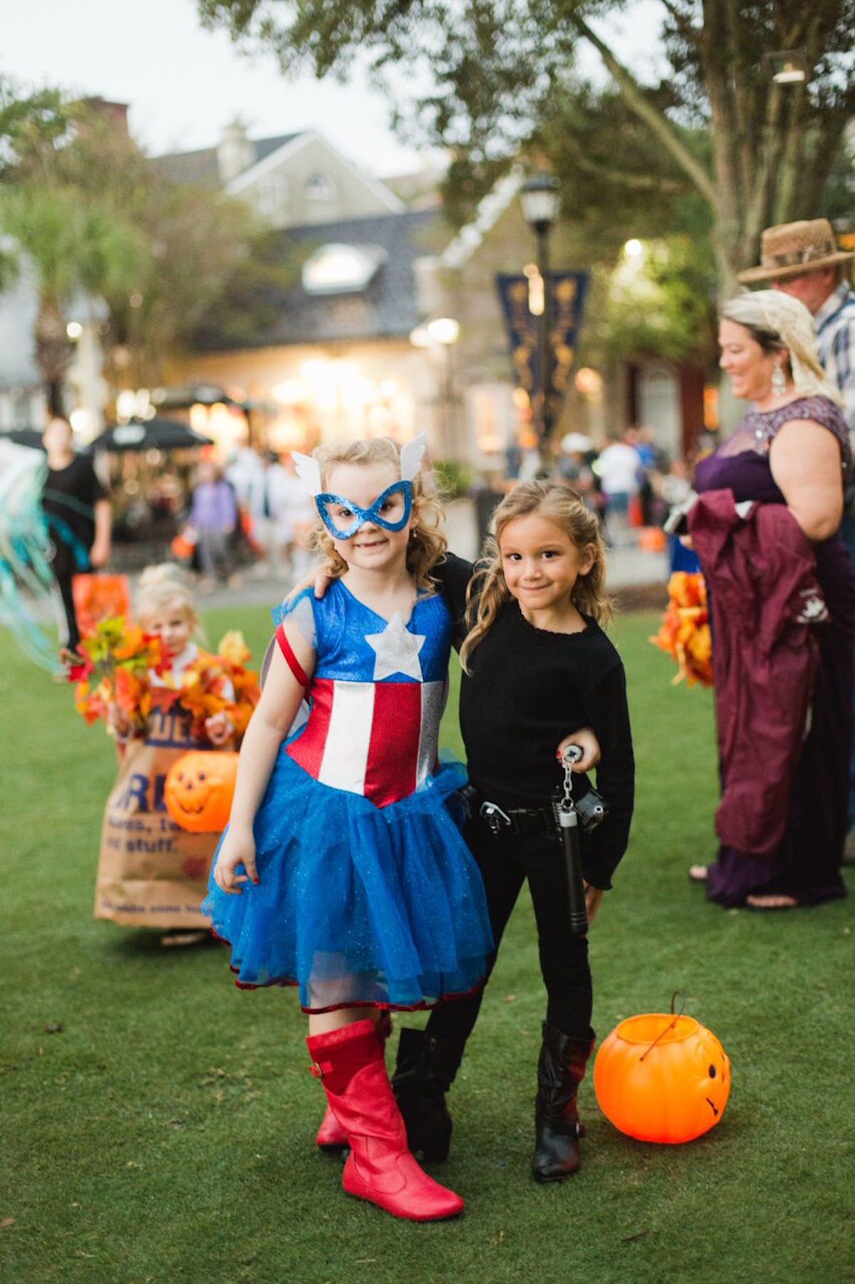 Village of Baytowne Wharf Movie on the Lawn: Hocus Pocus